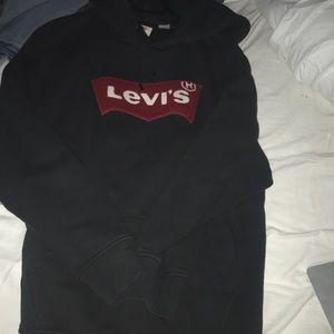 levi’s hoodie